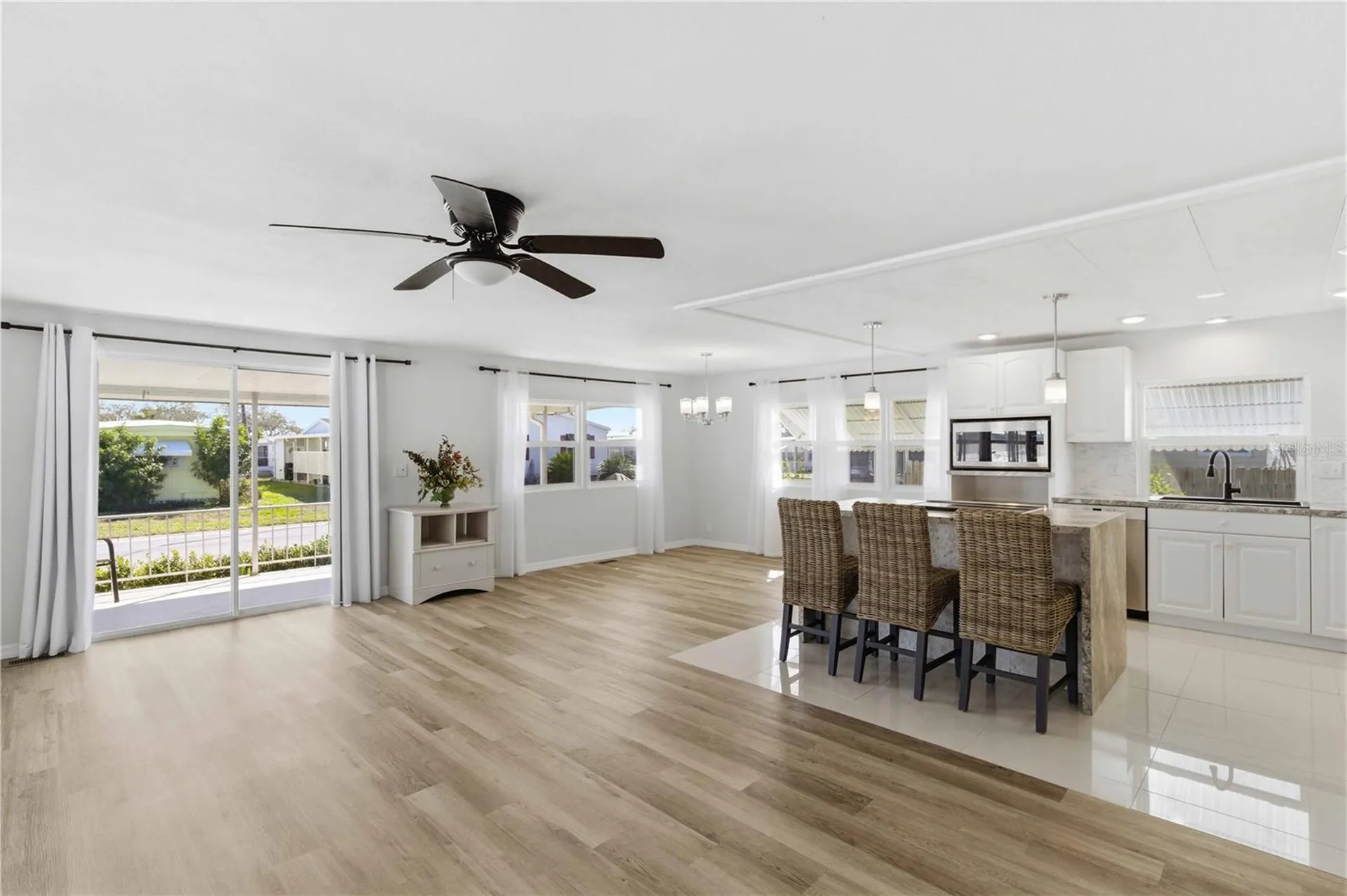 203 48th Avenue Drive W Bradenton FL 34207
