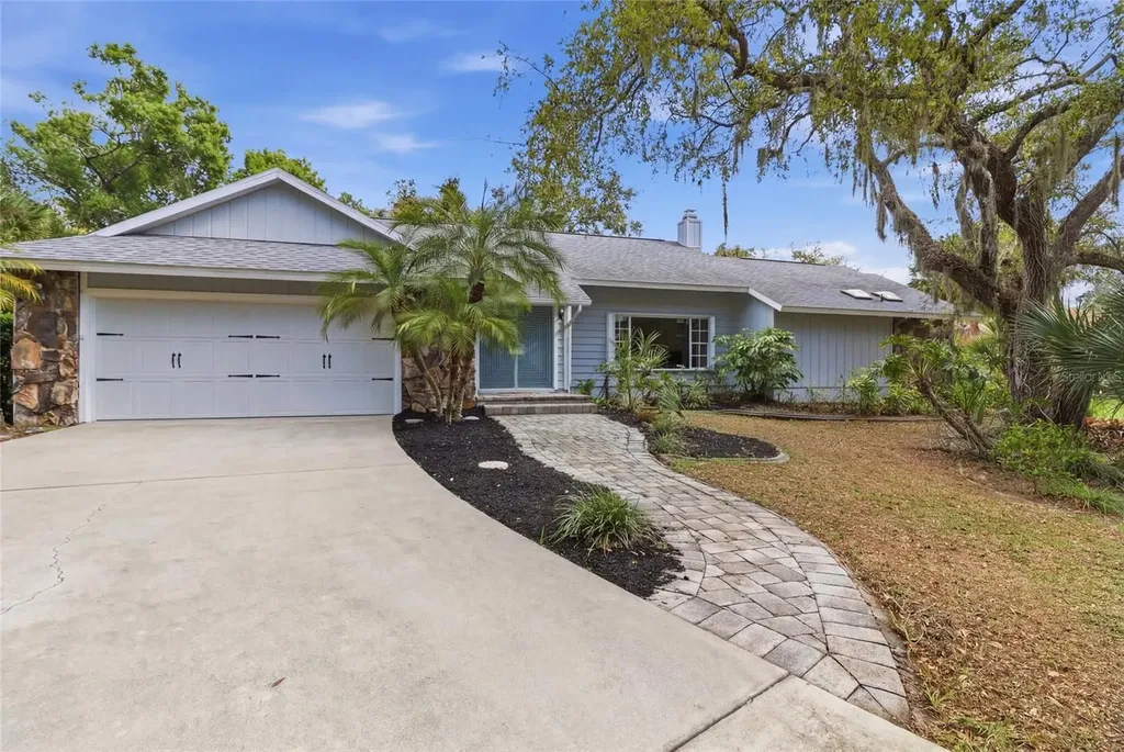 4301 Brackenwood Court Sarasota FL 34232