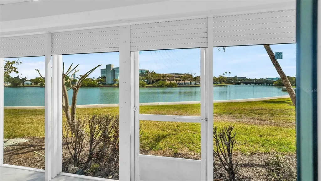 7405 Bay Island Drive S South Pasadena FL 33707