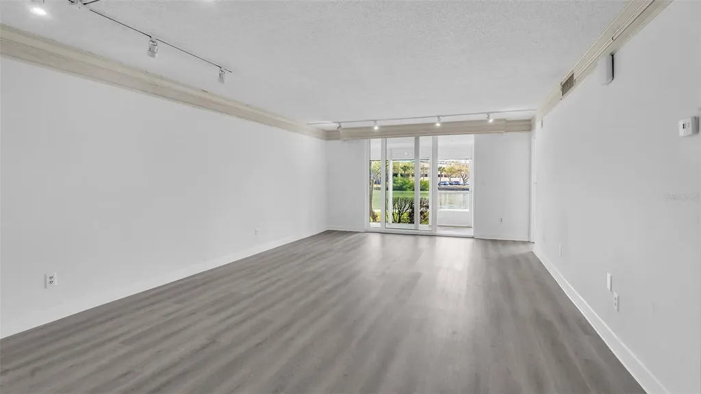 7405 Bay Island Drive S South Pasadena FL 33707