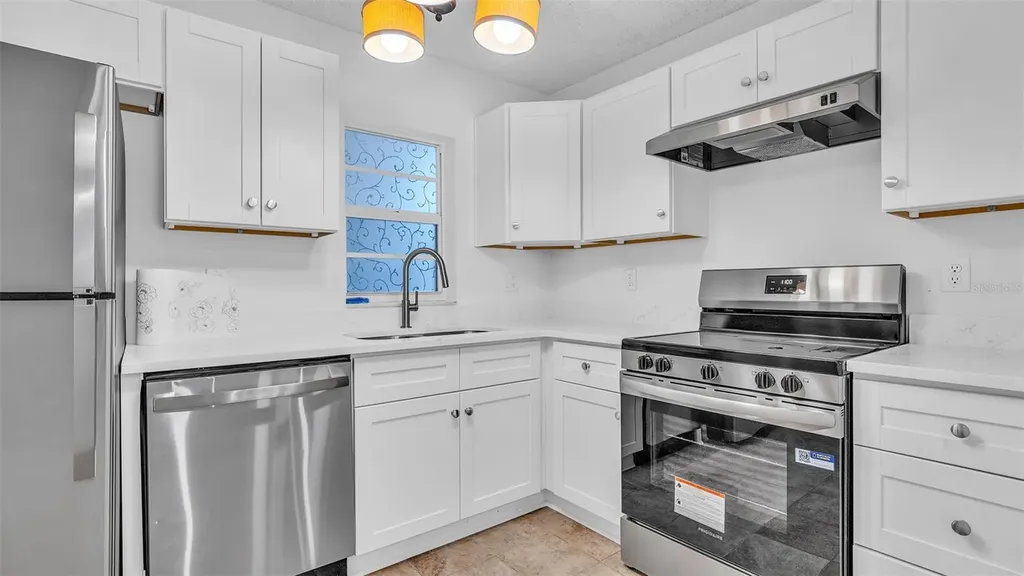 7405 Bay Island Drive S South Pasadena FL 33707