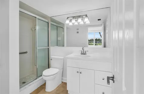 7405 Bay Island Drive S South Pasadena FL 33707