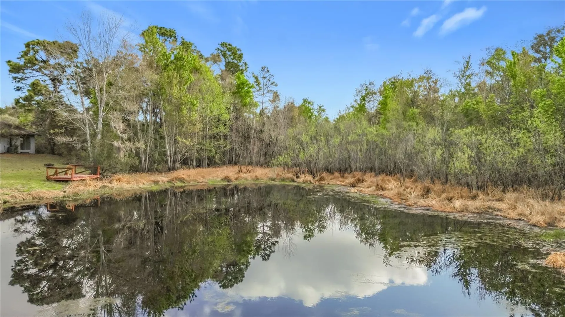 1975 N Scenic Way Crystal River FL 34429