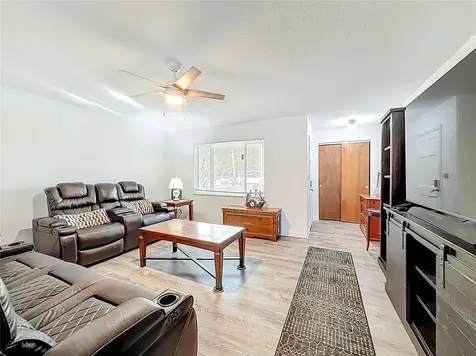 1975 N Scenic Way Crystal River FL 34429