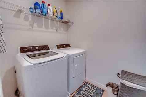 1674 Bay Breeze Drive St Cloud FL 34771