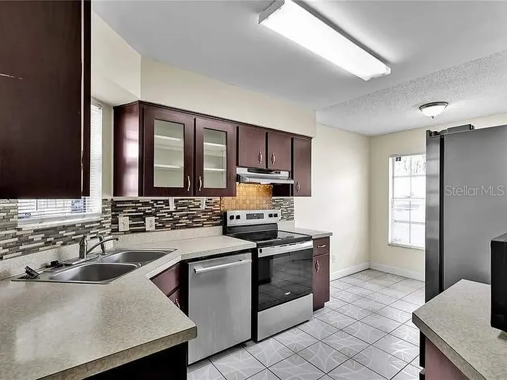 7212 Alston Court Orlando FL 32835