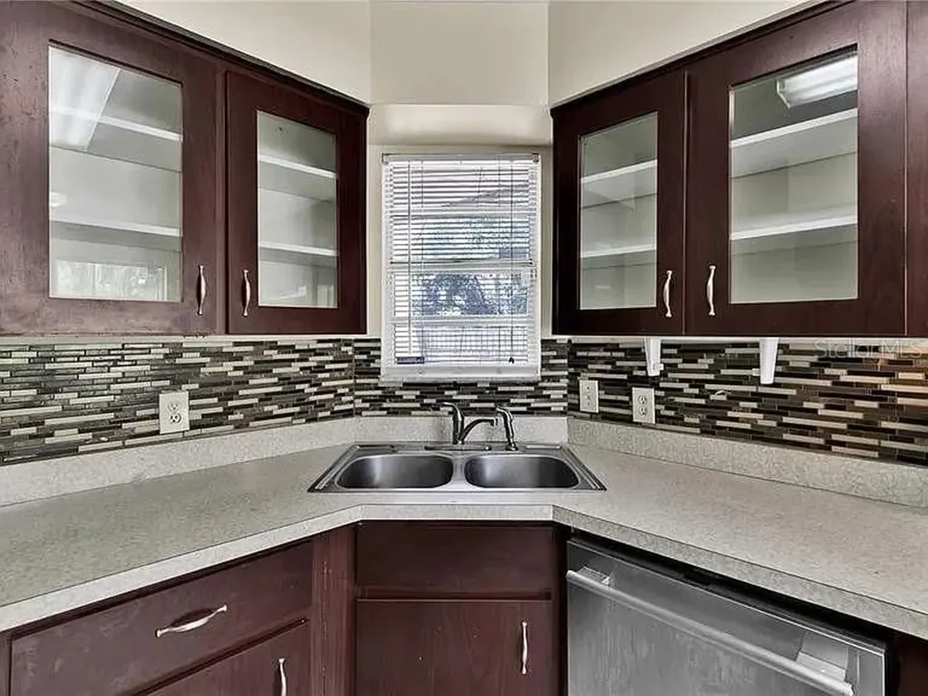 7212 Alston Court Orlando FL 32835