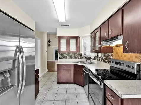 7212 Alston Court Orlando FL 32835