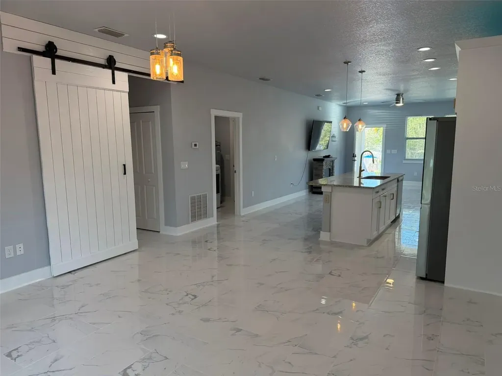 1821 E Eskimo Avenue Tampa FL 33604