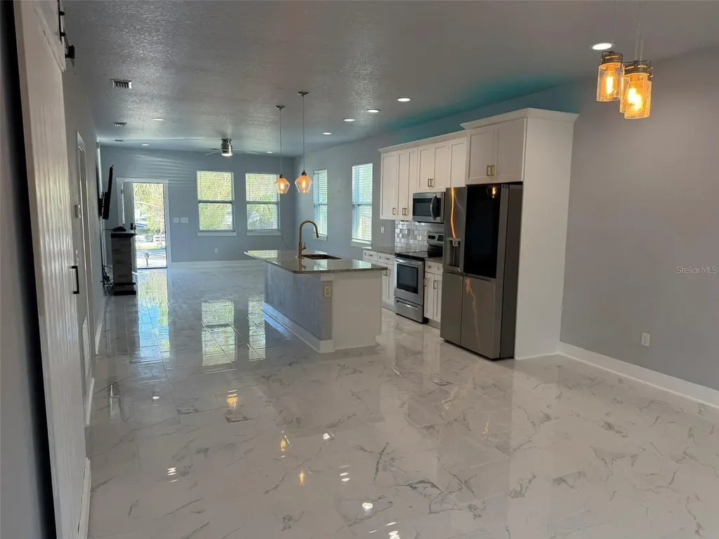 1821 E Eskimo Avenue Tampa FL 33604