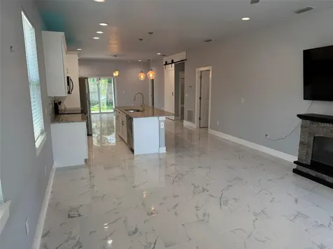 1821 E Eskimo Avenue Tampa FL 33604