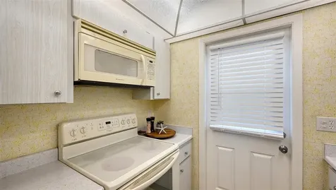 3810 Gulf Of Mexico Drive Longboat Key FL 34228