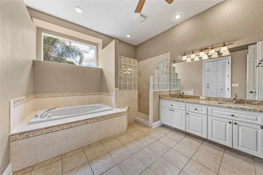 12231 Woodlands Circle Dade City FL 33525