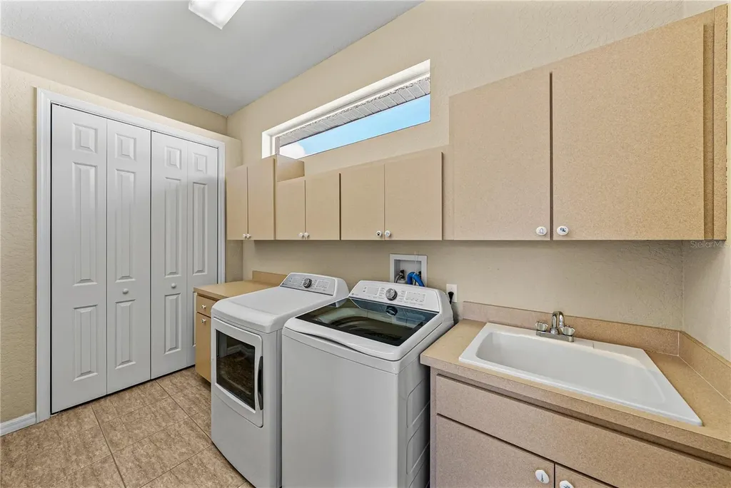 12231 Woodlands Circle Dade City FL 33525