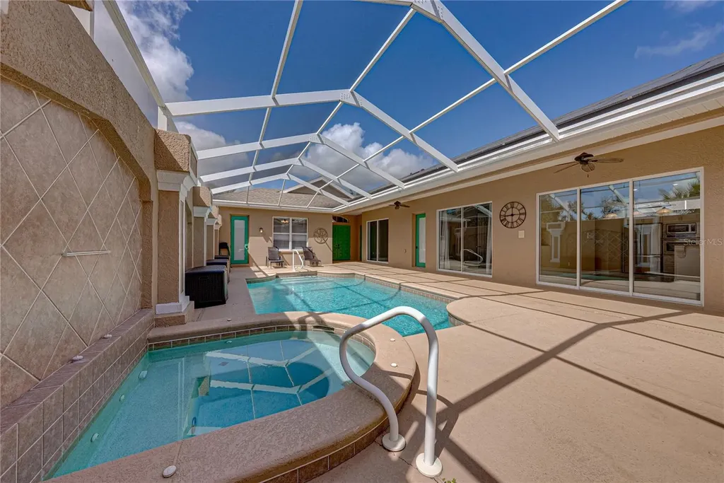 12231 Woodlands Circle Dade City FL 33525