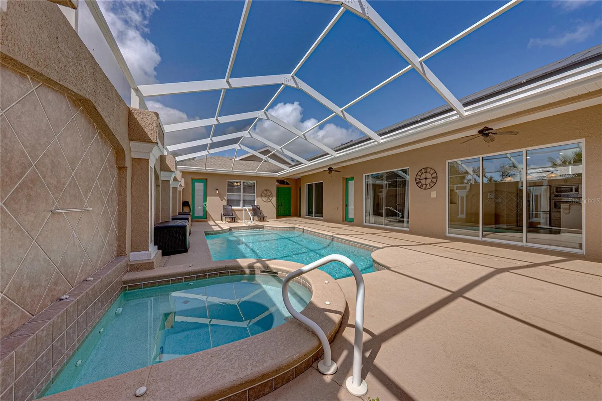 12231 Woodlands Circle Dade City FL 33525