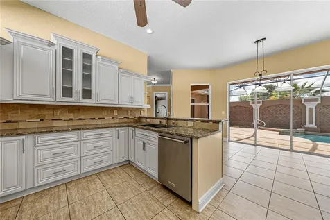 12231 Woodlands Circle Dade City FL 33525