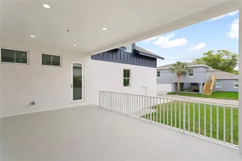 514 38th Avenue NE St Petersburg FL 33704