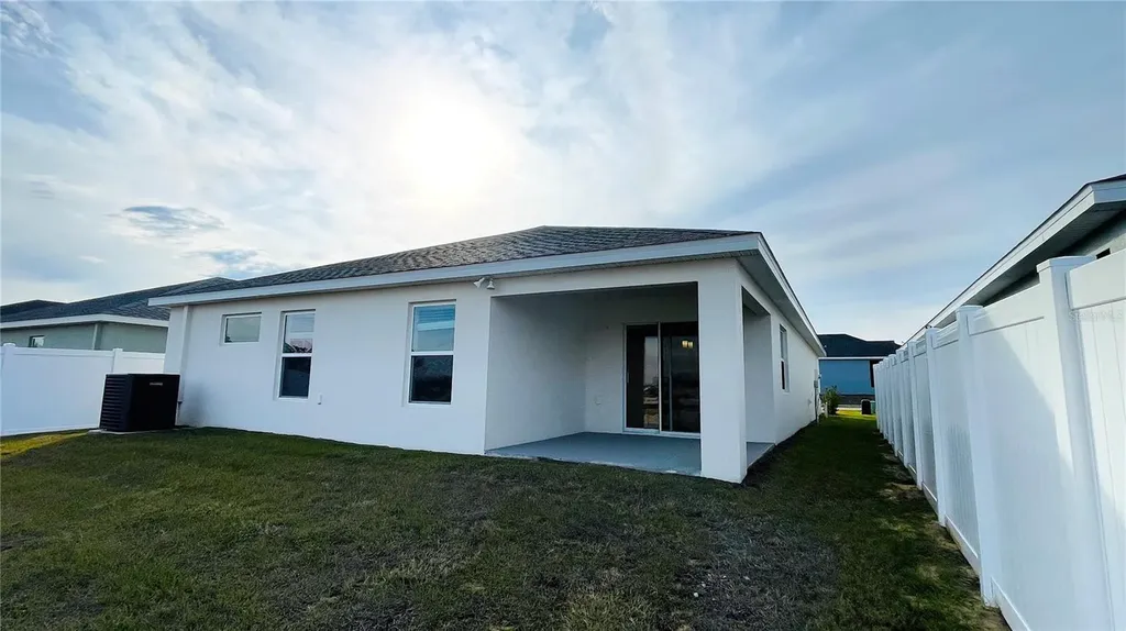 1387 Mountain Flower Lane Davenport FL 33837