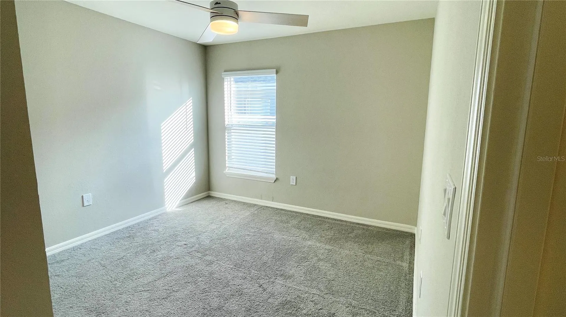 1387 Mountain Flower Lane Davenport FL 33837