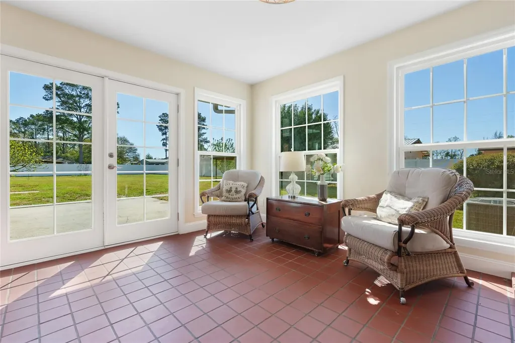 12946 NW Myers Ann Street Bristol FL 32321