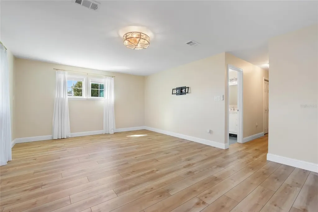 12946 NW Myers Ann Street Bristol FL 32321