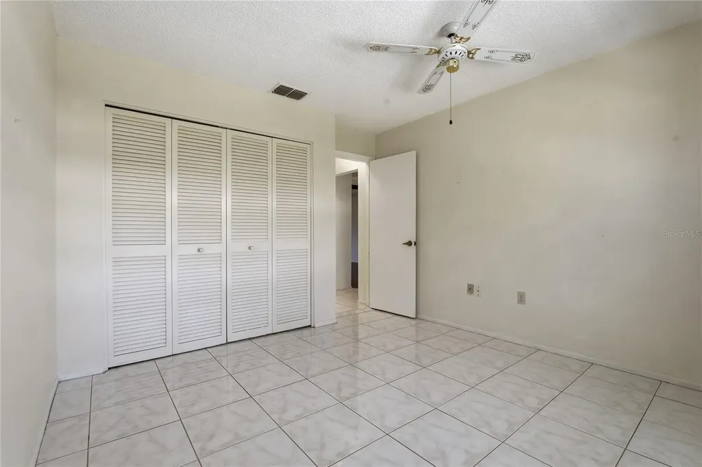 11241 Dollar Lake Drive Port Richey FL 34668