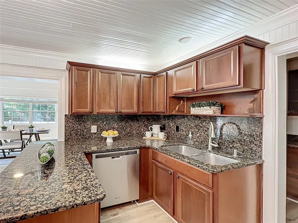 1905 Seminole Trail Lakeland FL 33803
