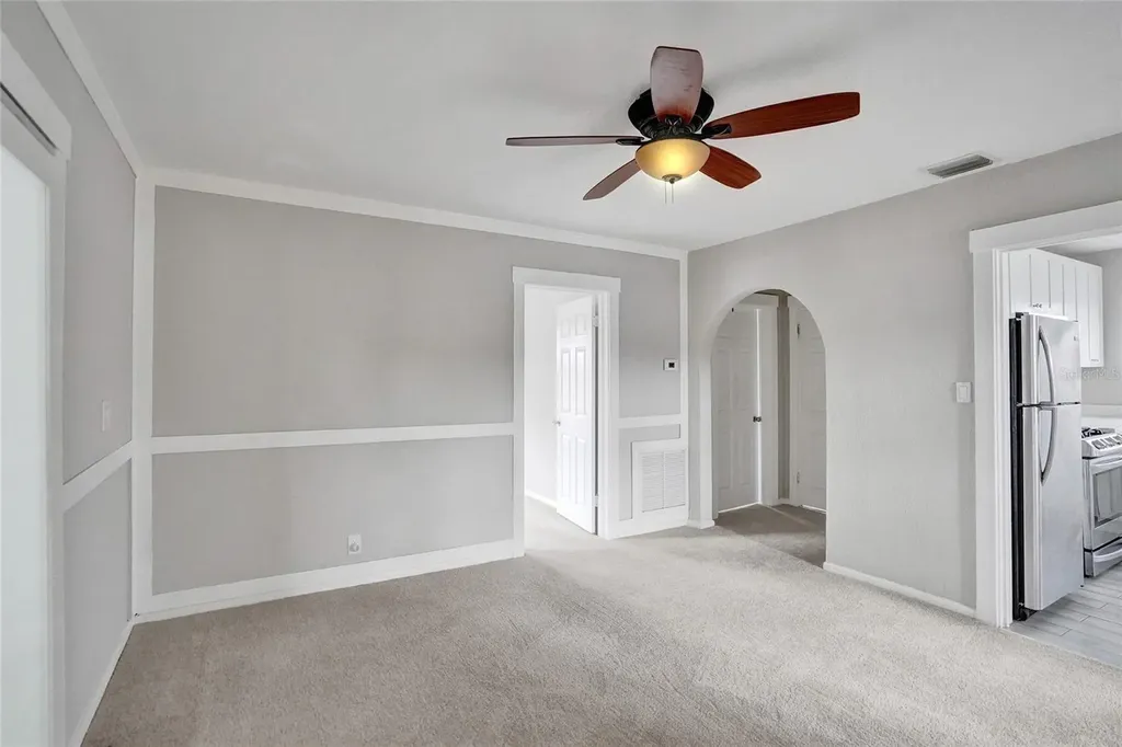924 Mcintosh Street West Palm Beach FL 33405