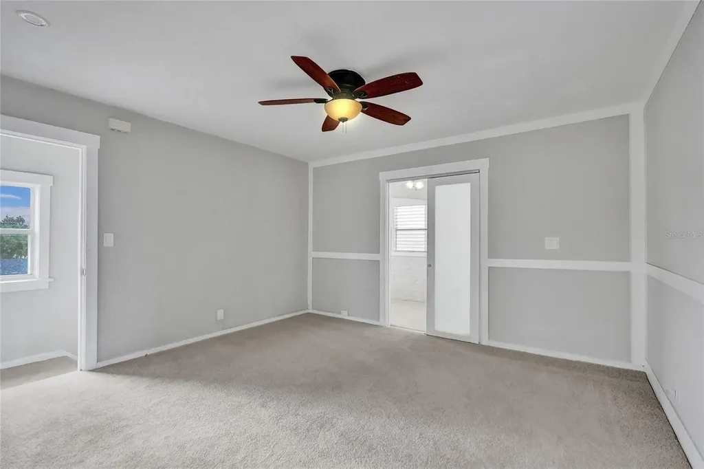 924 Mcintosh Street West Palm Beach FL 33405
