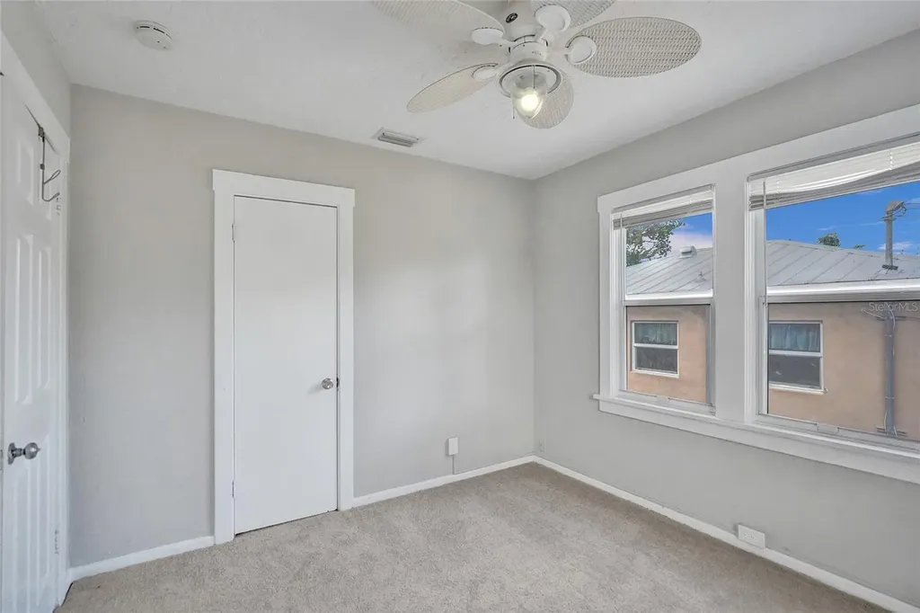924 Mcintosh Street West Palm Beach FL 33405