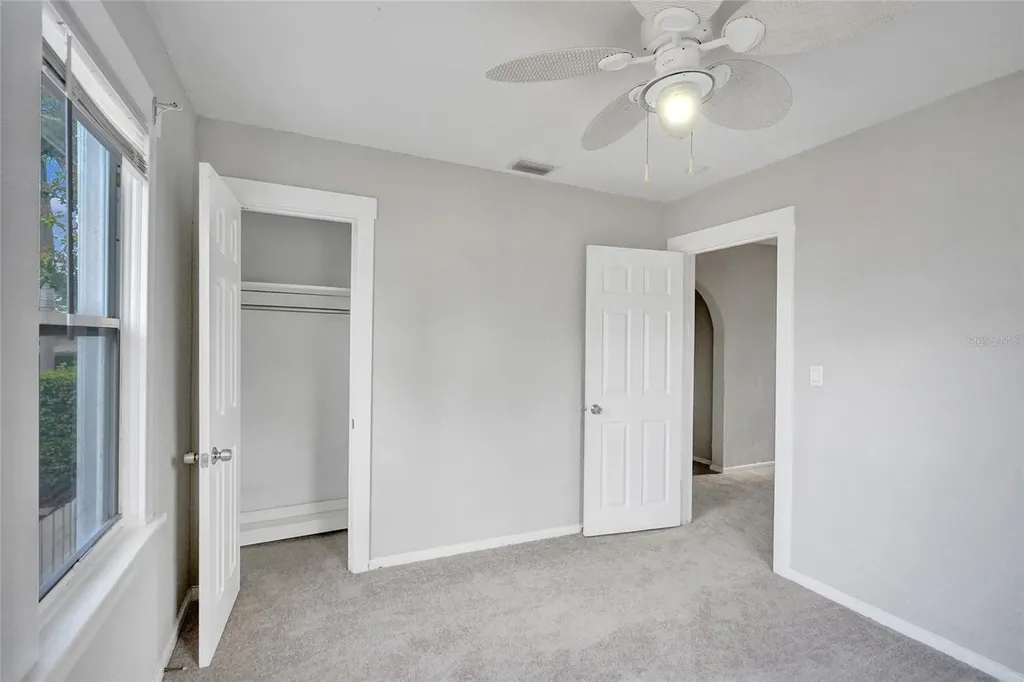924 Mcintosh Street West Palm Beach FL 33405