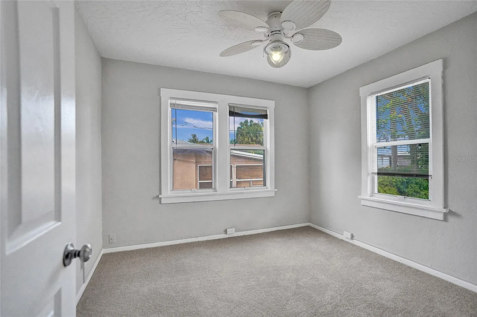 924 Mcintosh Street West Palm Beach FL 33405