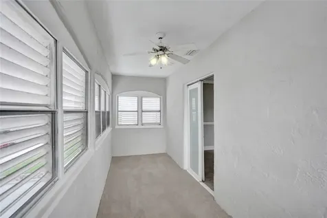 924 Mcintosh Street West Palm Beach FL 33405