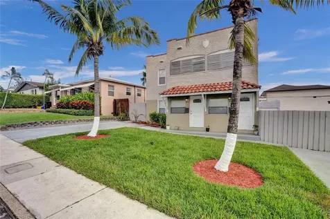 924 Mcintosh Street West Palm Beach FL 33405