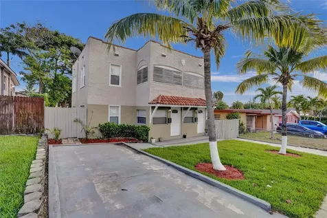 924 Mcintosh Street West Palm Beach FL 33405