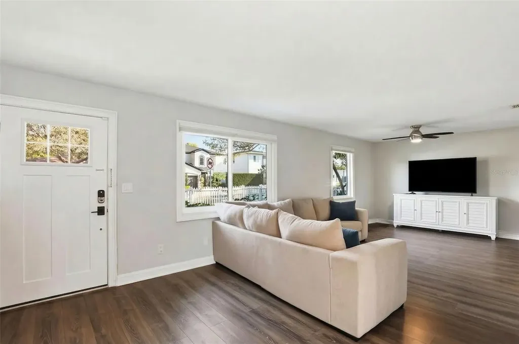 4410 W Euclid Avenue Tampa FL 33629