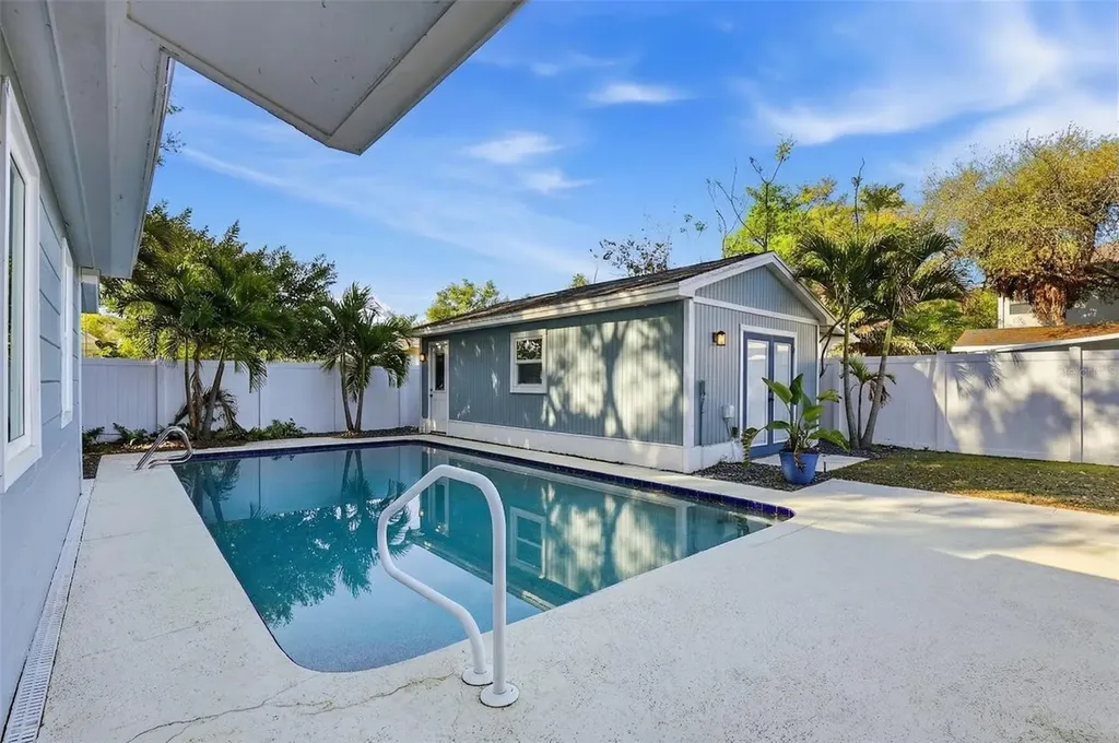 4410 W Euclid Avenue Tampa FL 33629