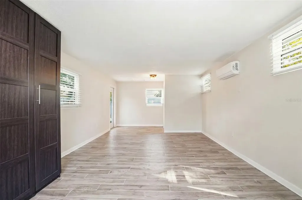 4410 W Euclid Avenue Tampa FL 33629