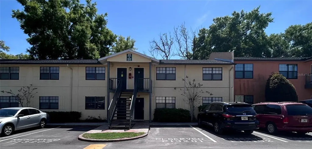 313 Oak Rose Lane Tampa FL 33612