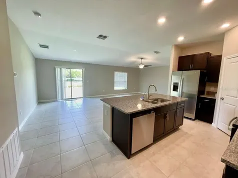 869 Anchor Bend Drive Ruskin FL 33570