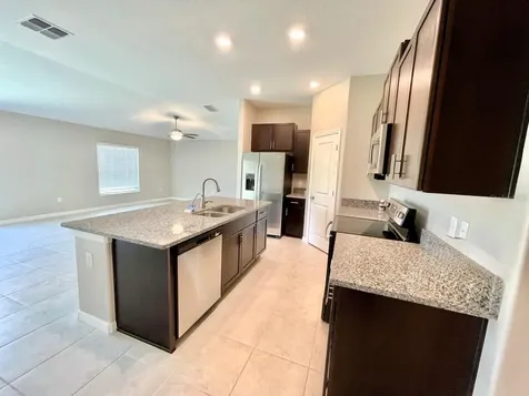869 Anchor Bend Drive Ruskin FL 33570