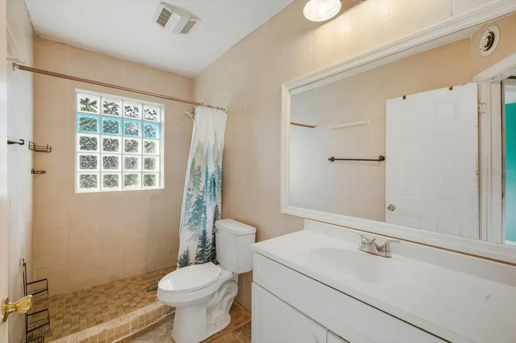 1949 Pinehurst Drive Clearwater FL 33763