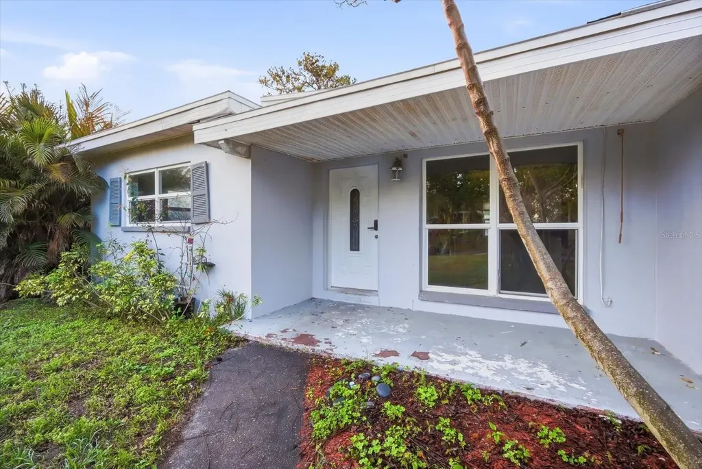 1949 Pinehurst Drive Clearwater FL 33763