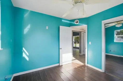 1949 Pinehurst Drive Clearwater FL 33763