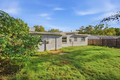 1949 Pinehurst Drive Clearwater FL 33763