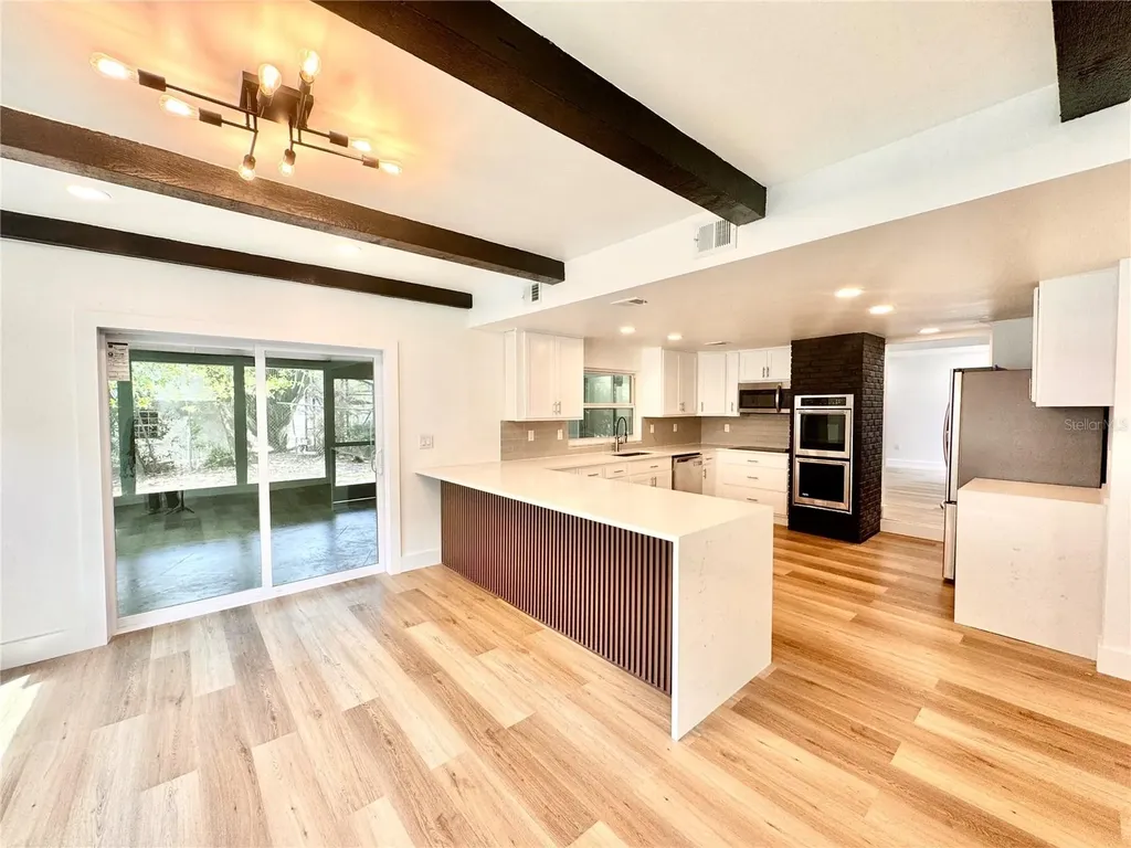 14 Glendale Drive Kissimmee FL 34744