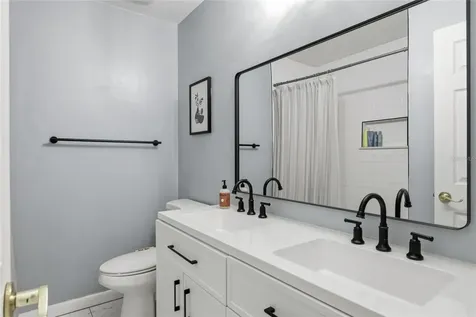 4731 NW 39th Street Gainesville FL 32606