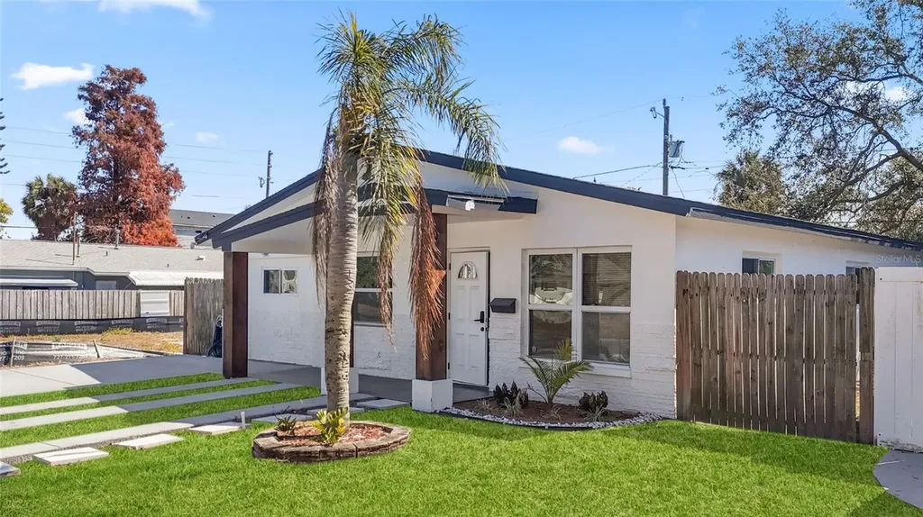1778 New Hampshire Avenue NE St Petersburg FL 33703
