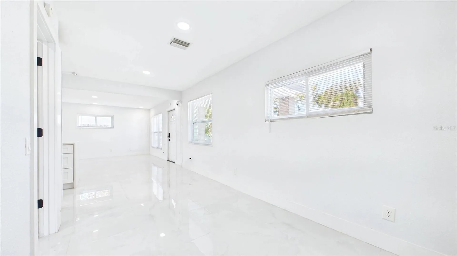 1778 New Hampshire Avenue NE St Petersburg FL 33703